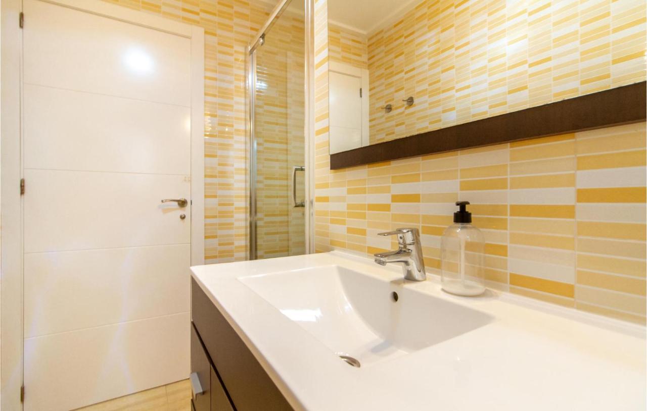 Nice Apartment In Santa Pola With House Sea View Eksteriør billede